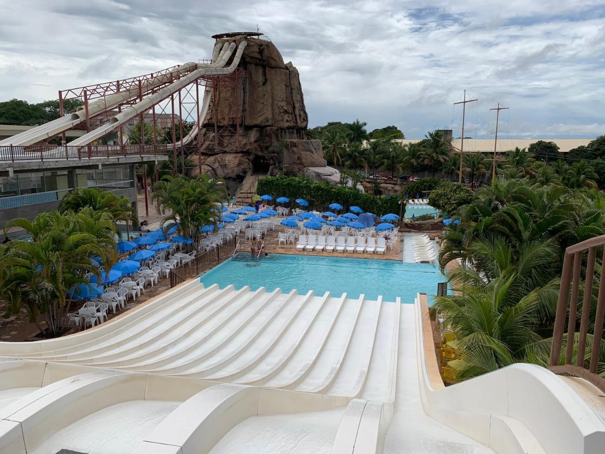 דירות קאלדס נובאס Piazza Diroma C/ Acqua Park - Viaggio Locacoes Por Temporada מראה חיצוני תמונה
